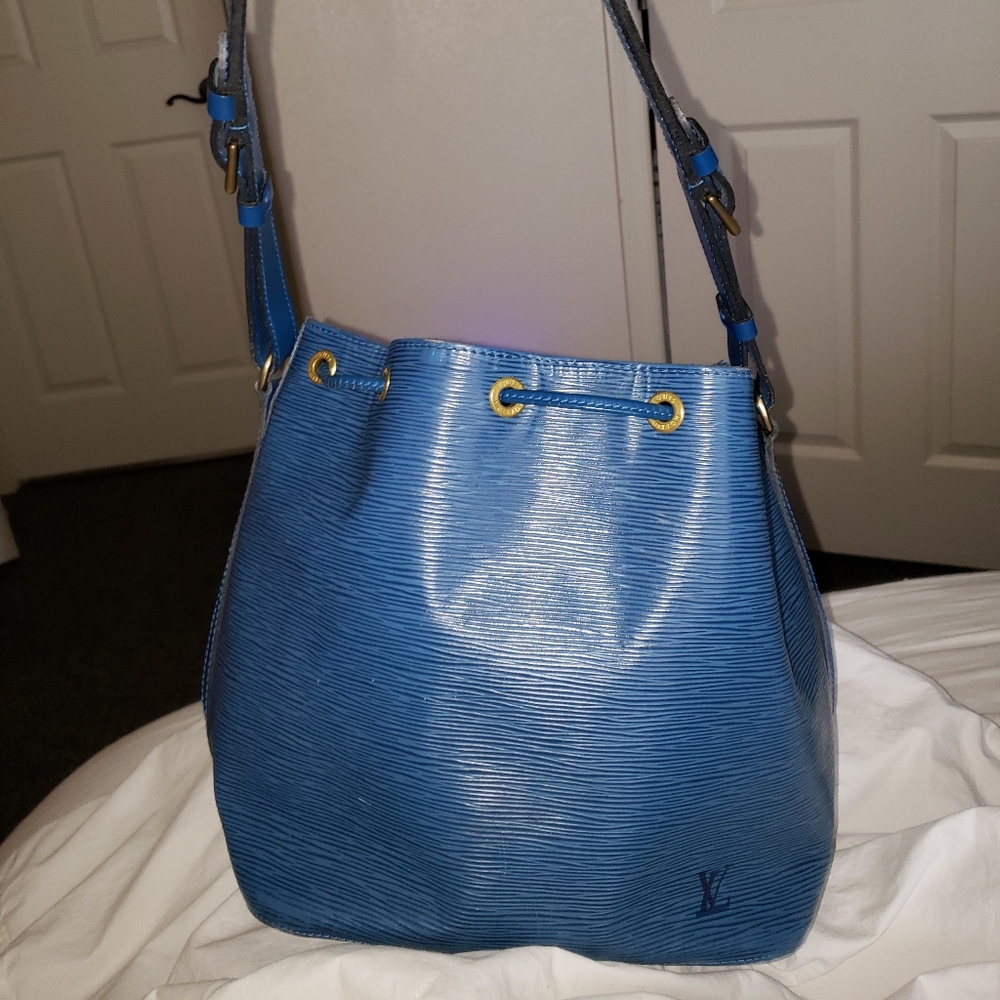 Louis Vuitton Petite Noe